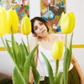 دانلود آهنگ moon blossom از Ada Lea